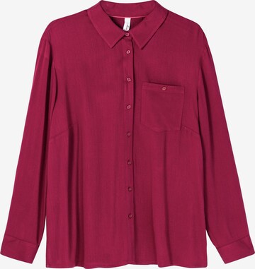 SHEEGO Blouse in Red: front