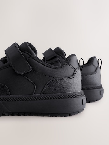 Sneaker di Next in nero