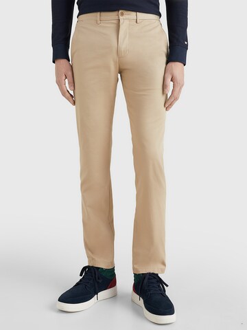 TOMMY HILFIGER Regular Chino Pants in Beige: front