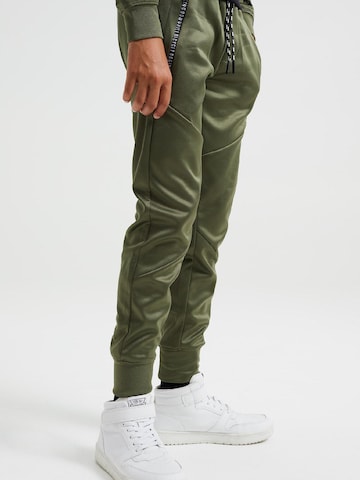 WE Fashion Tapered Hose in Grün