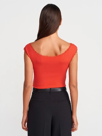 Dilvin - Blusa em laranja