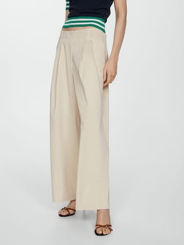 MANGO Wide Leg Laskoshousut 'Silva' värissä beige: edessä