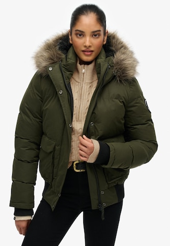 Veste mi-saison 'Everest' Superdry en vert : devant