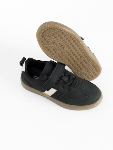 Cool Club Tenisky – černá