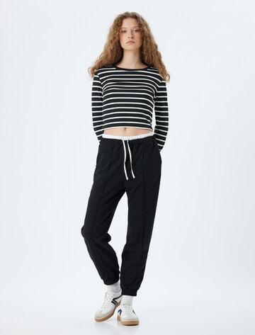 Koton Loose fit Trousers in Black