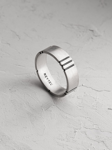 Anello 'EINFALDUR' di REYTEL in argento: frontale