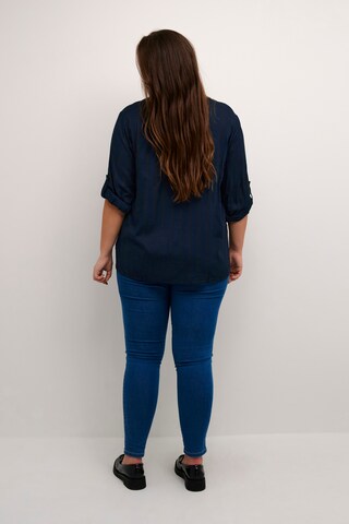 Camicia da donna 'Sida' di KAFFE CURVE in blu