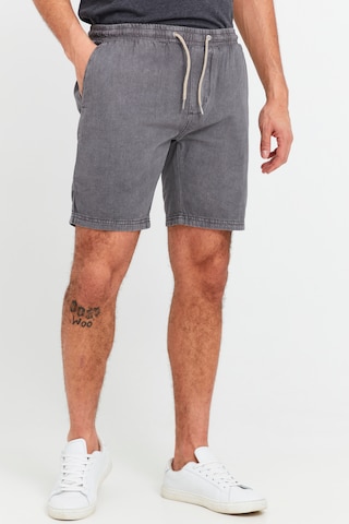 INDICODE JEANS Regular Shorts 'ABERAVON' in Grau: predná strana