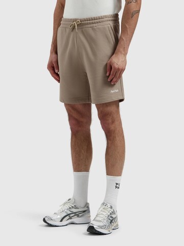 Pure Path Regular Pants in Grey