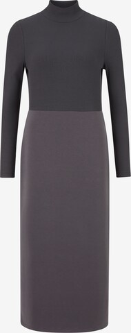 Rich & Royal - Vestido en gris: frente