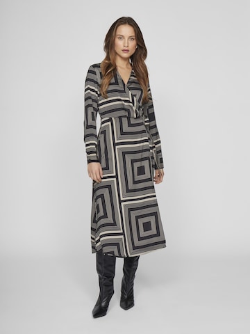 Robe VILA en noir : devant