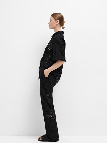 Flared Pantaloni 'KAROLA' di SELECTED FEMME in nero