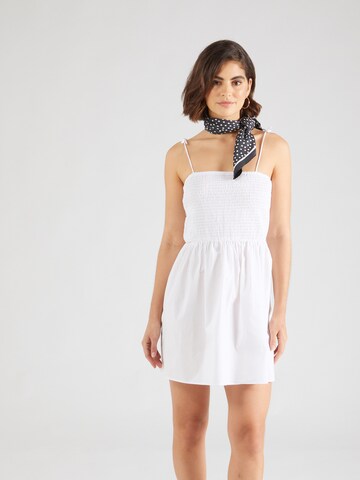 Abito di Monki in bianco