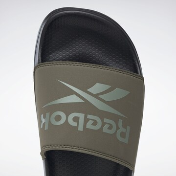 Reebok Strand-/badschoen 'Fulgere' in Grijs