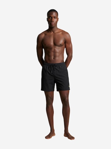 Pantaloncini da bagno 'Plain Swim Short SH1204VB' di Lyle & Scott in nero