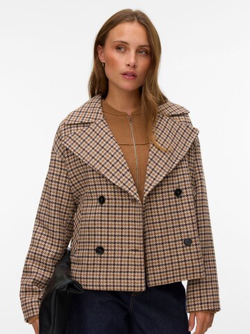 VERO MODA Tussenjas 'VMJACKIELINE' in Bruin: voorkant