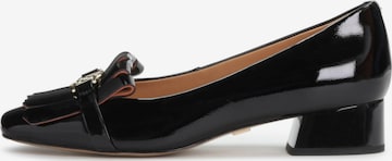 Kazar Pumps in Black: front