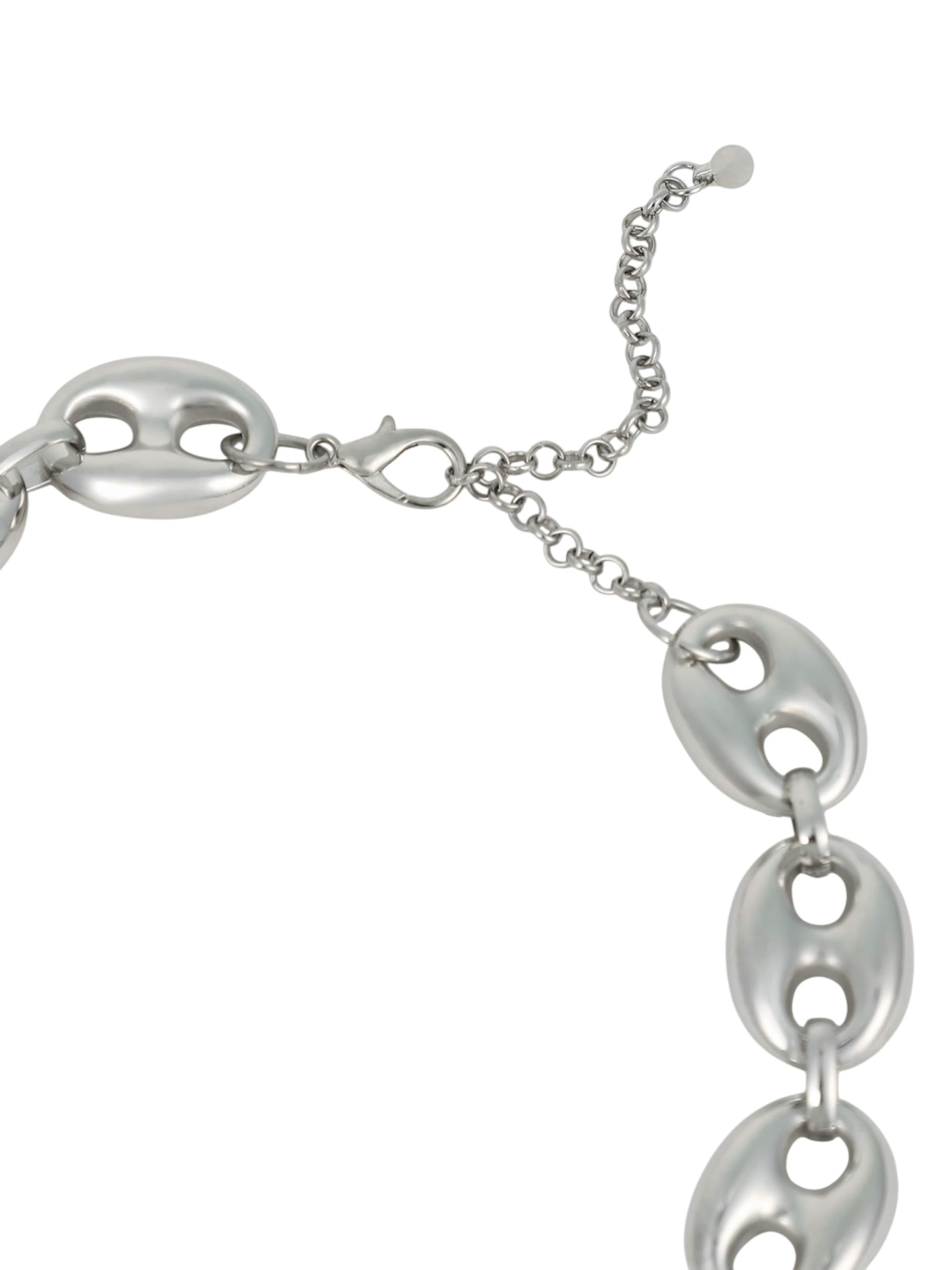 Lanțuri 'Rutuja' de la SOHI pe argintiu