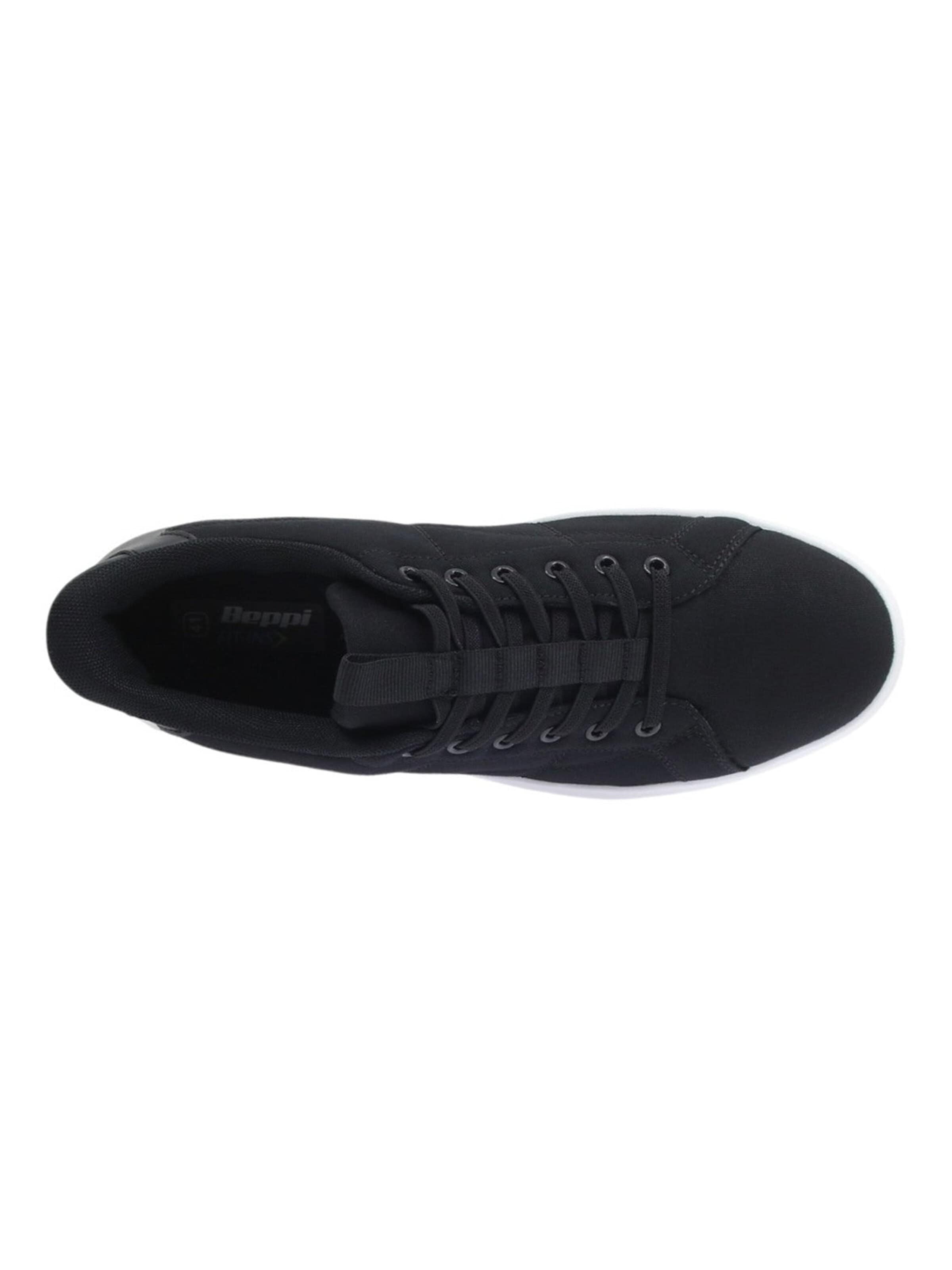 Sneaker bassa di Beppi in nero