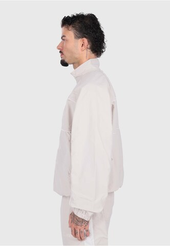 Dropsize Between-season jacket in Grey