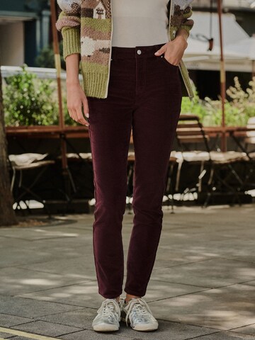 Next Slimfit Hlače | rdeča barva: sprednja stran