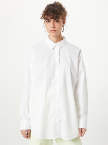 Camicia da donna 'Kajsa' di Monki in bianco: frontale