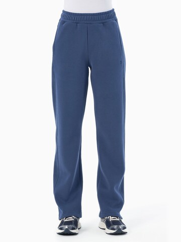 Organication Regular Pants in Blue: front