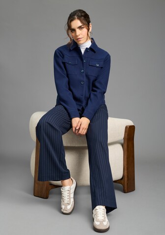 LAURA SCOTT Between-Season Jacket in Blue