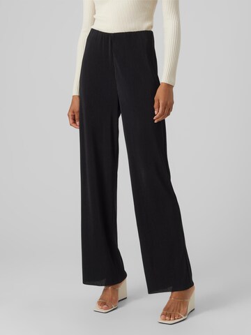 VERO MODA Regular Broek 'Lica' in Zwart: voorkant