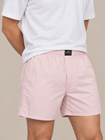 Boxers Steppin' out en rose