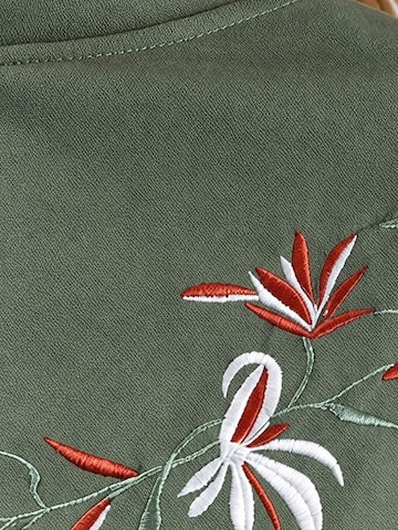 Lady Bersan Leisure suit in Green