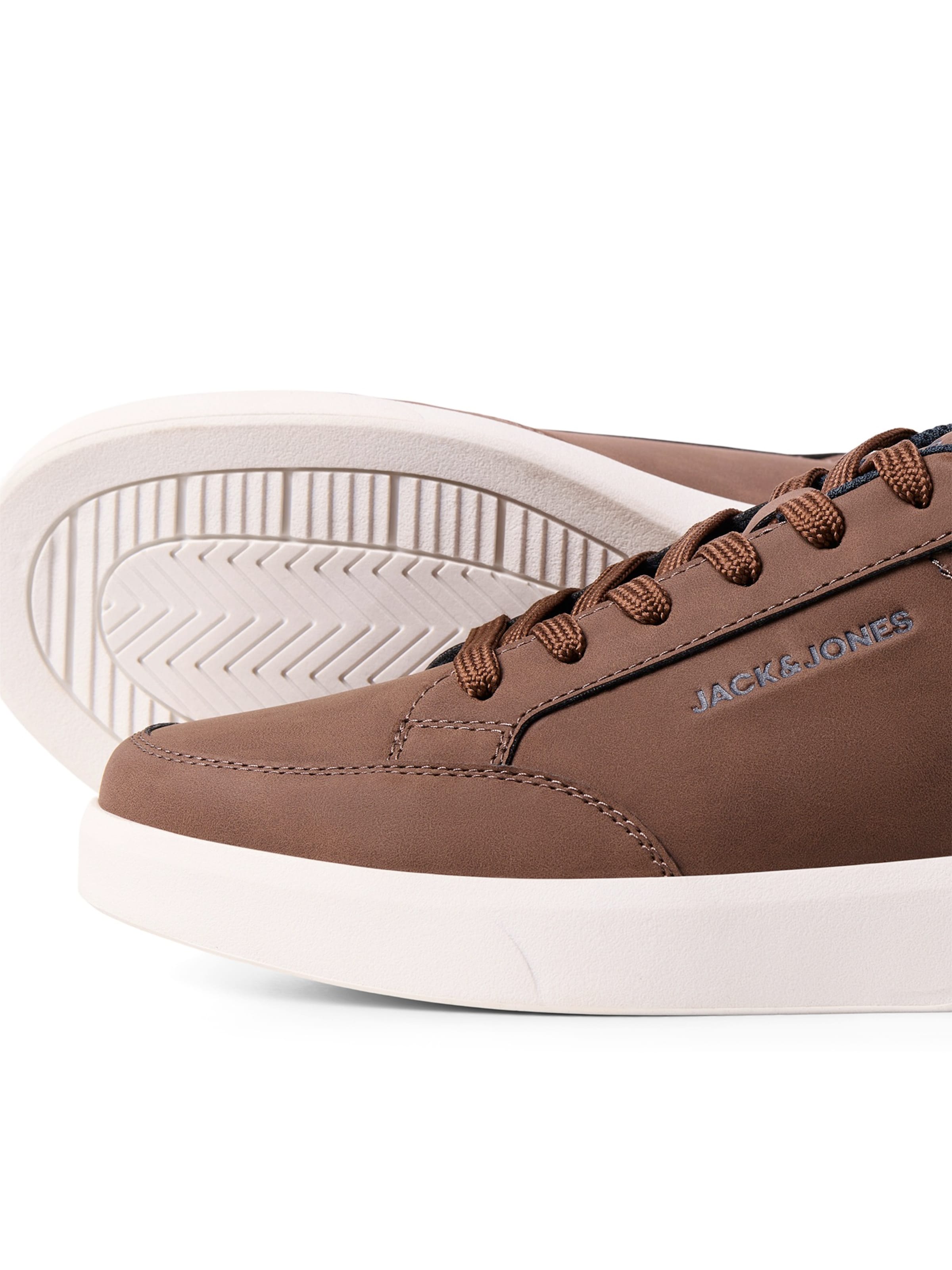 JACK & JONES Nizke superge 'JFWHINTON' | rjava barva
