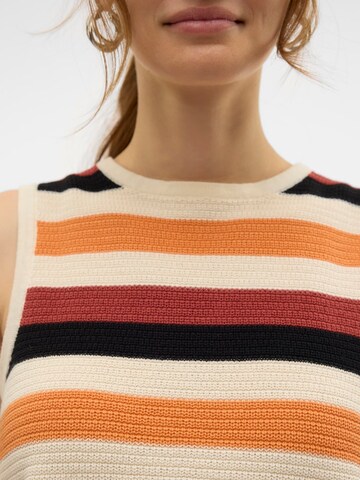Top in maglia 'VMAruba' di VERO MODA in beige