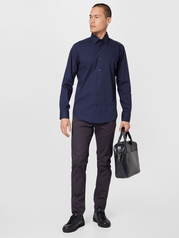 Coupe regular Chemise 'Joe' BOSS en bleu