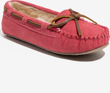 MinnetonkaNiske cipele 'Cassie' - roza boja