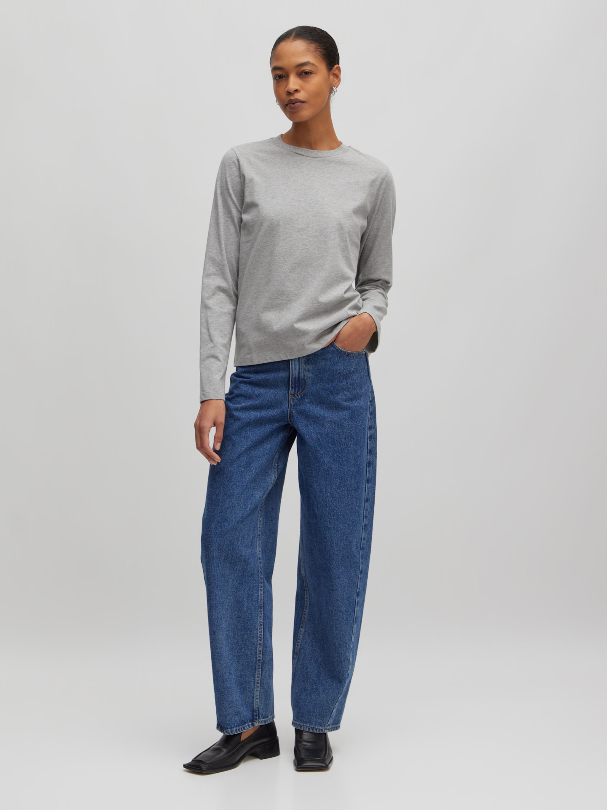 EDITED Produkte Shirt 'Nylah' grau