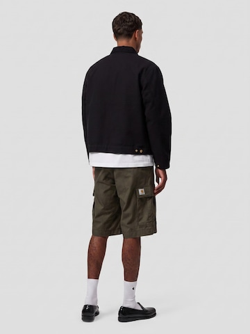 Carhartt WIP Baggy Bukser 'REGULAR CARGO SHORT CYPRESS / RINSED' i grøn