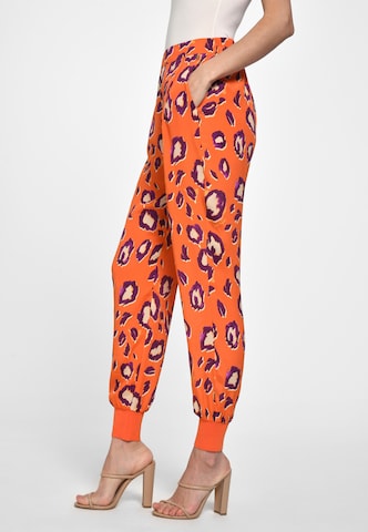 Laura Biagiotti Roma Regular Pants in Orange