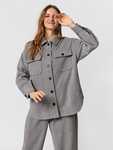 Camicia da donna 'Alba' di VERO MODA in grigio: frontale