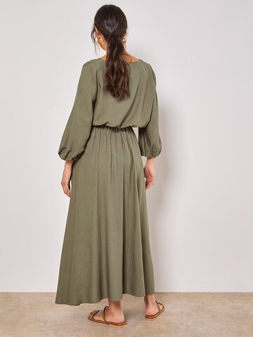 Apricot Skirt ' ' in Green