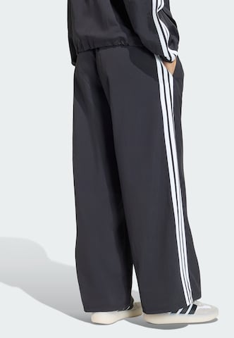 ADIDAS SPORTSWEAR Wide leg Sportbroek 'Iconic' in Zwart