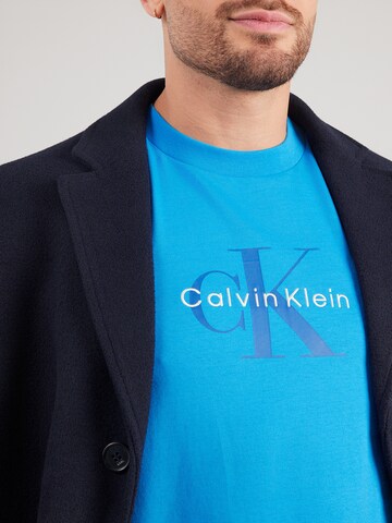 Calvin Klein JeansMajica 'Hero' - plava boja