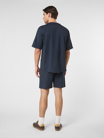 FILA - regular Pantalón 'LUCCA regular pinstriped shorts' en azul