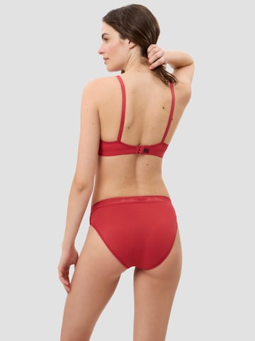 BeeDees Panty 'Slip Microfun Tai' in Red