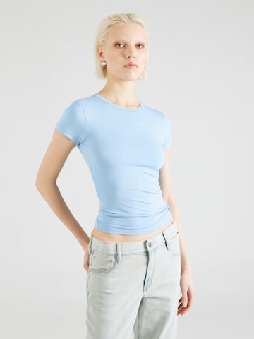 T-shirt Gina Tricot en bleu : devant