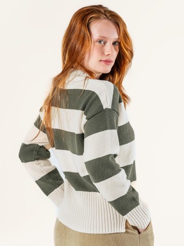 Living Crafts Pullover 'SELANIA' in Beige