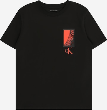 Calvin Klein JeansMajica 'SEASONAL' - crna boja: prednji dio