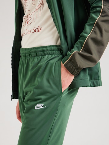 regular Tuta da jogging 'CLUB' di Nike Sportswear in verde