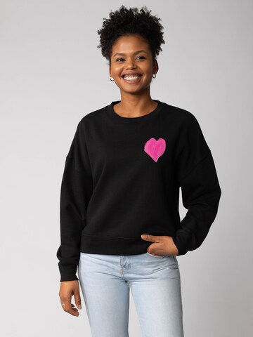 Watapparel Sweatshirt 'Pink Heart ' in Zwart: voorkant