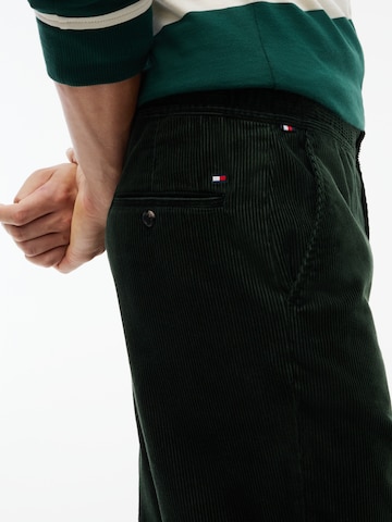 TOMMY HILFIGER Regular Hose in Grün